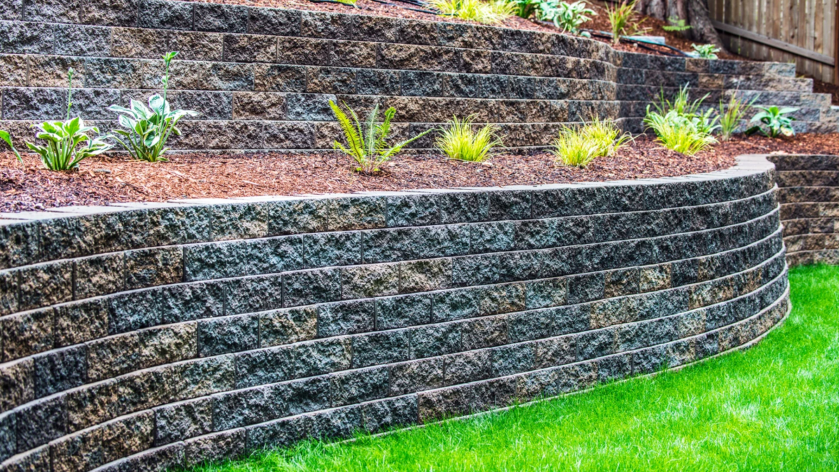 retaining wall company